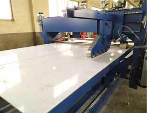 XPE Mat Broadside Cutting Machine for XPE Foam Wrestling Rollout Tatami Judo Mat